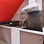 Au Calme, 2 Personnes, Proche Vignobles Et Chateaux, Animaux Acceptes, Terrasse Jardin - Fr-1-744-33 Holiday home *