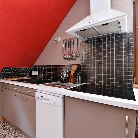 Au Calme, 2 Personnes, Proche Vignobles Et Chateaux, Animaux Acceptes, Terrasse Jardin - Fr-1-744-33 Holiday home *