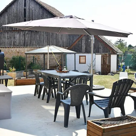 Au Calme, 2 Personnes, Proche Vignobles Et Chateaux, Animaux Acceptes, Terrasse Jardin - Fr-1-744-33 * Bergheim